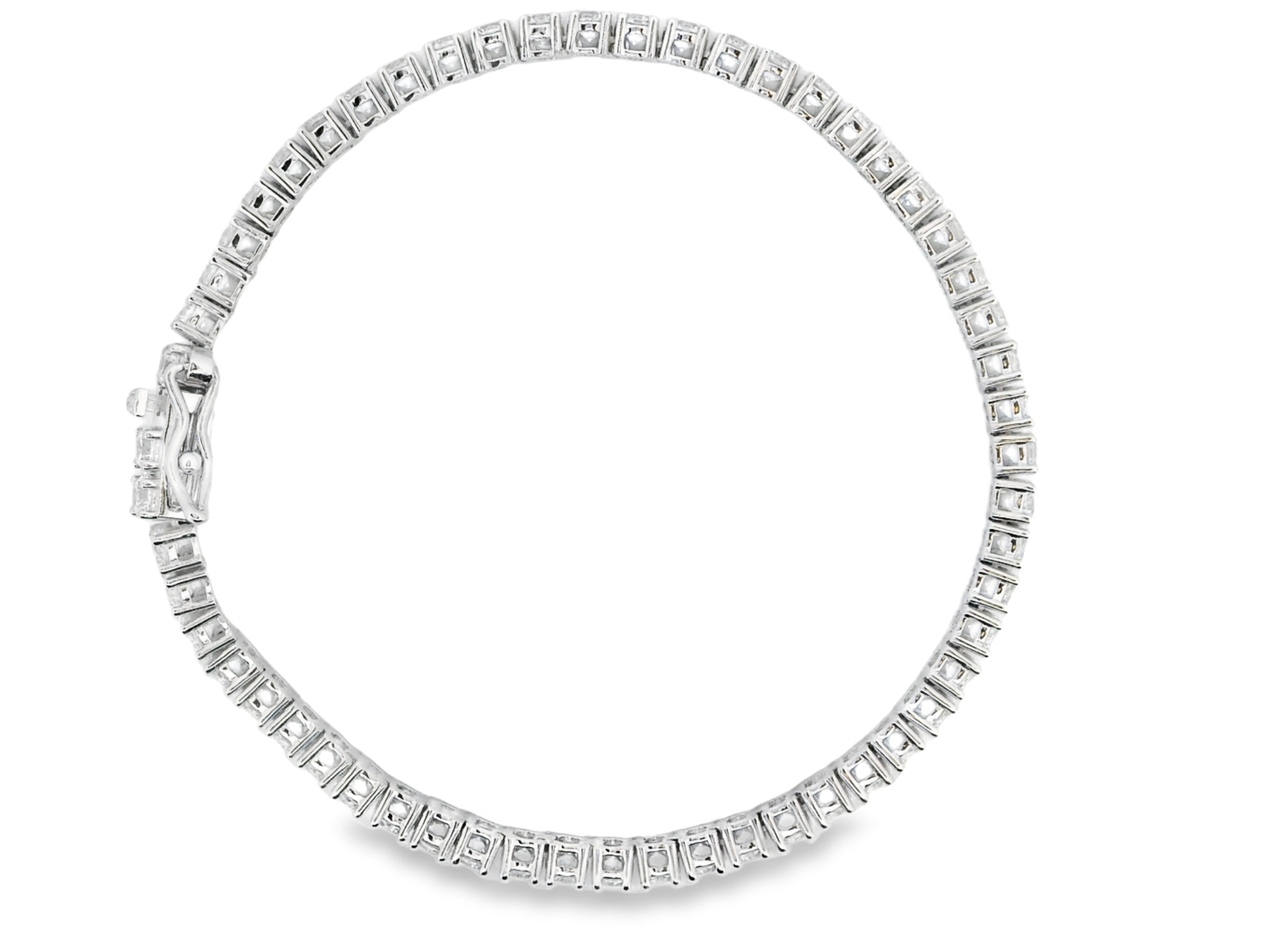 Tennis Bracelet in Silver