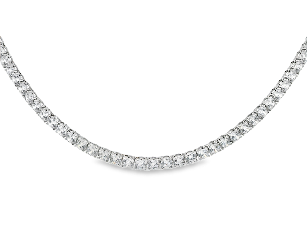 Tennis Necklace in Silver