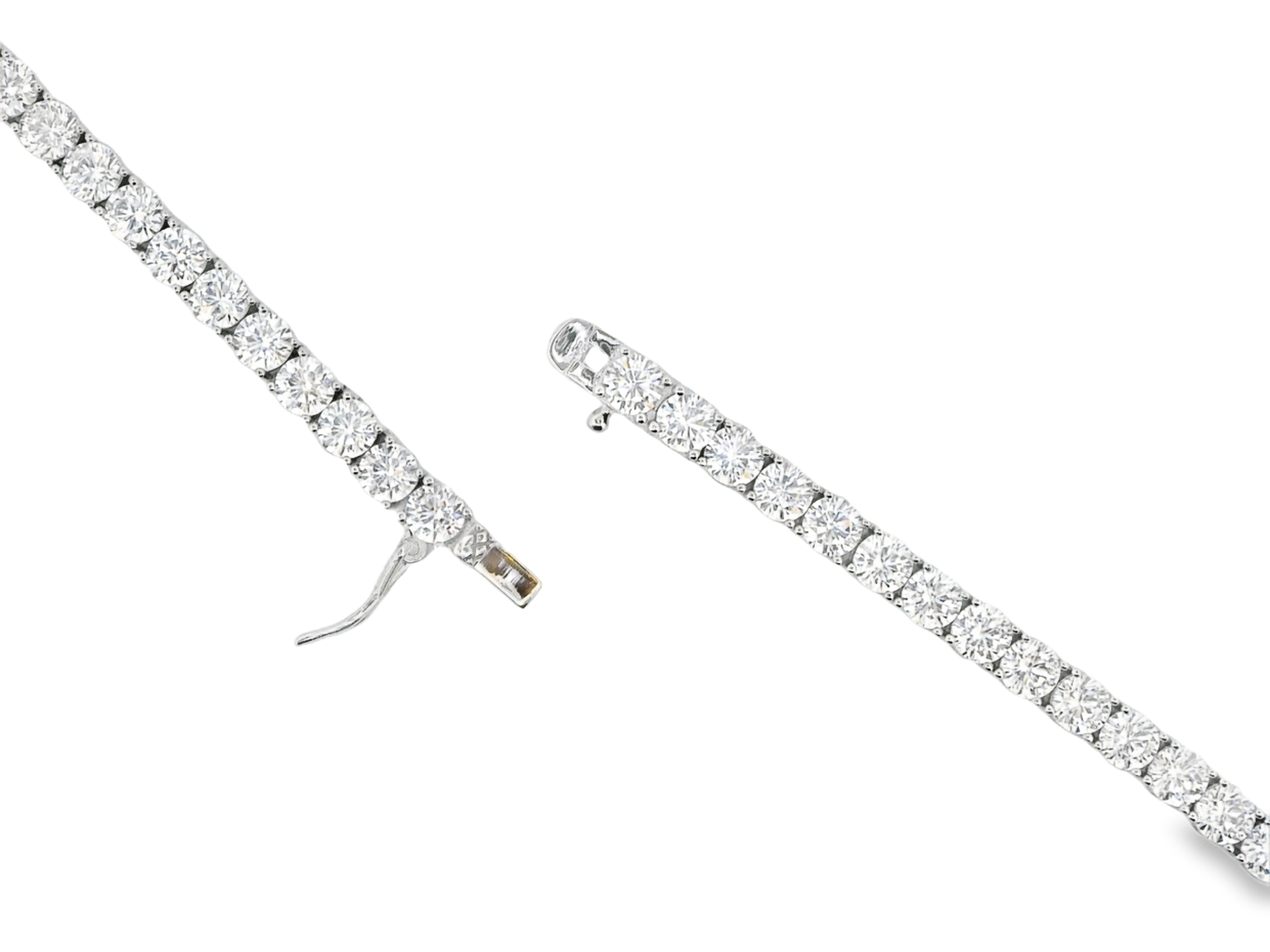 Tennis Necklace in Silver
