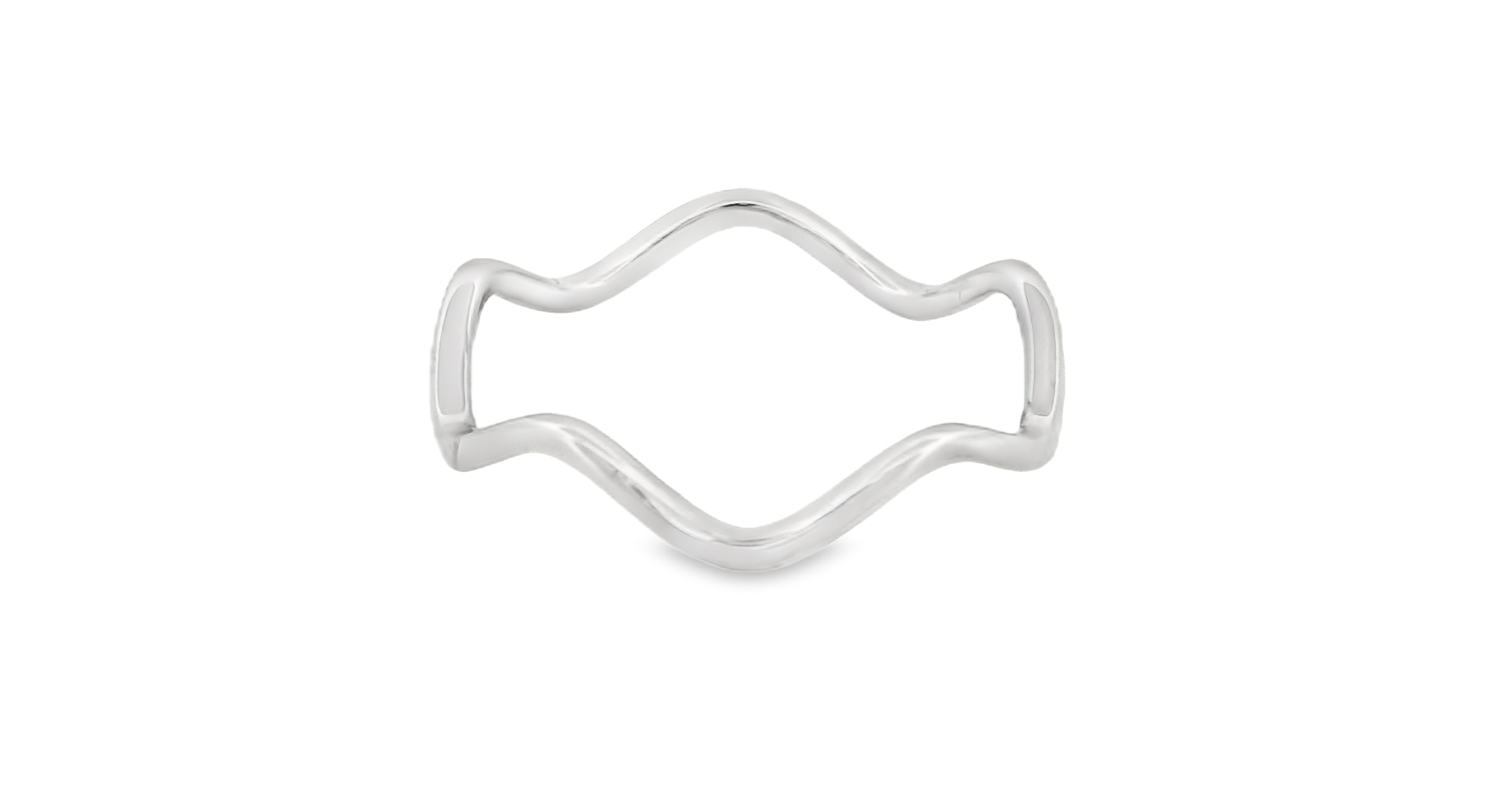 Wave Design Ring in Silver