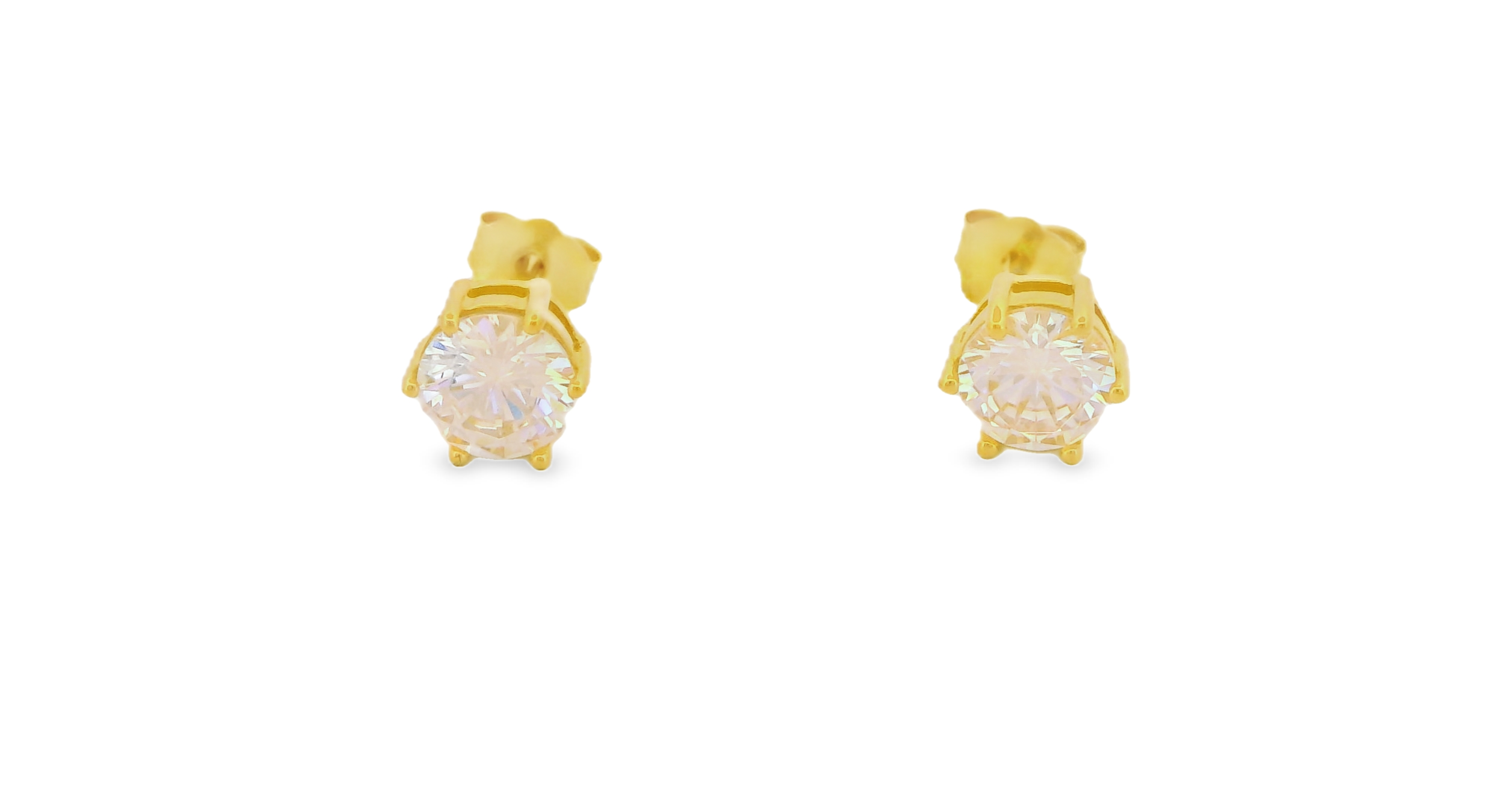 Round Claw Stud Earrings Set in Gold
