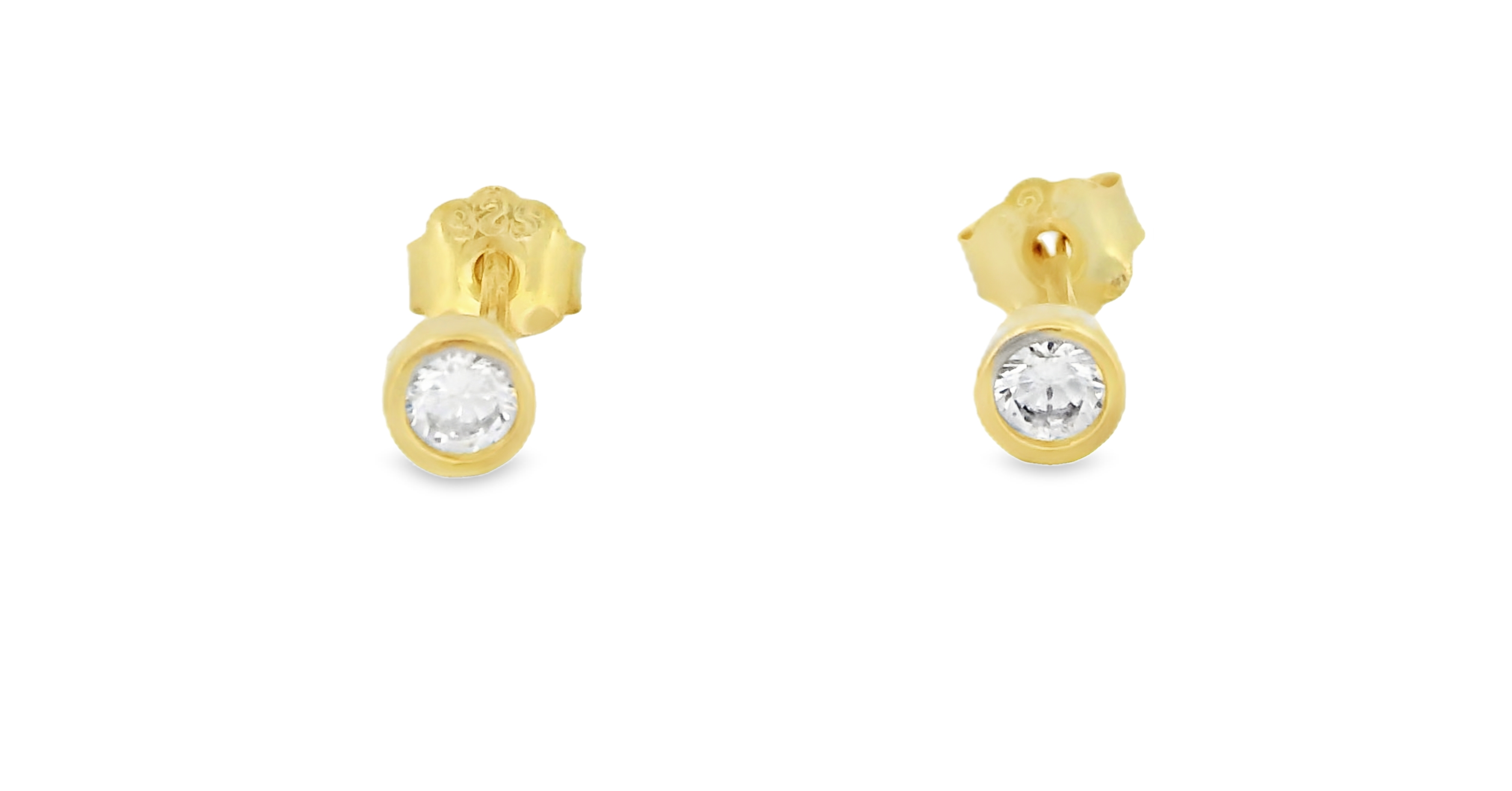 Round Stud Earrings Set in Gold (3 Pack)