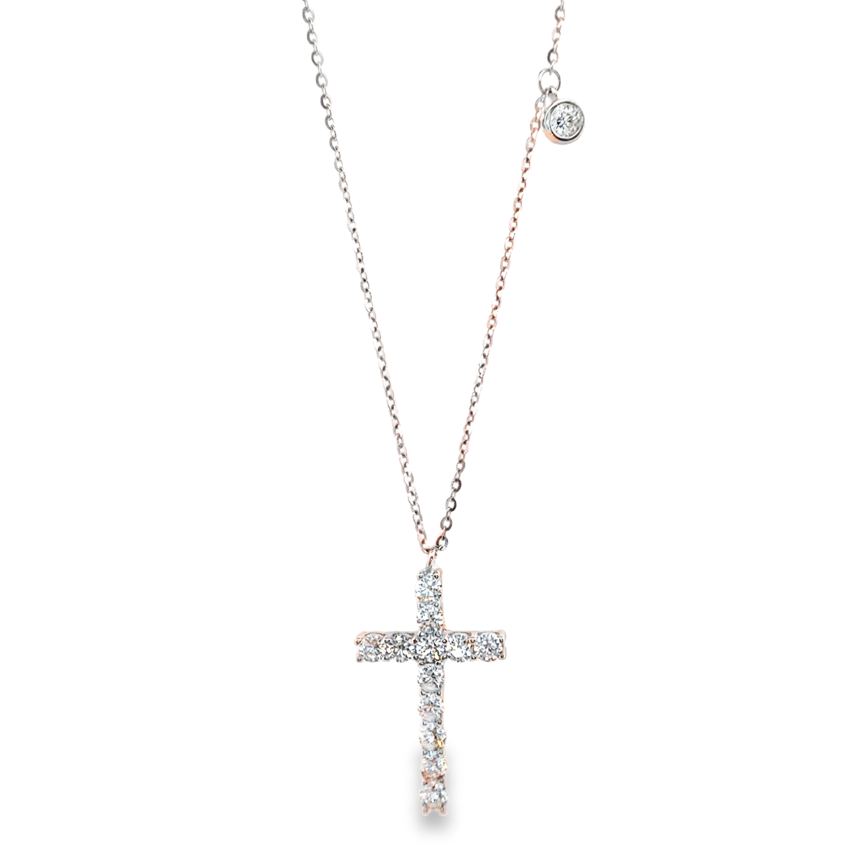 Round Claw Setting Cross Pendant Necklace in Silver
