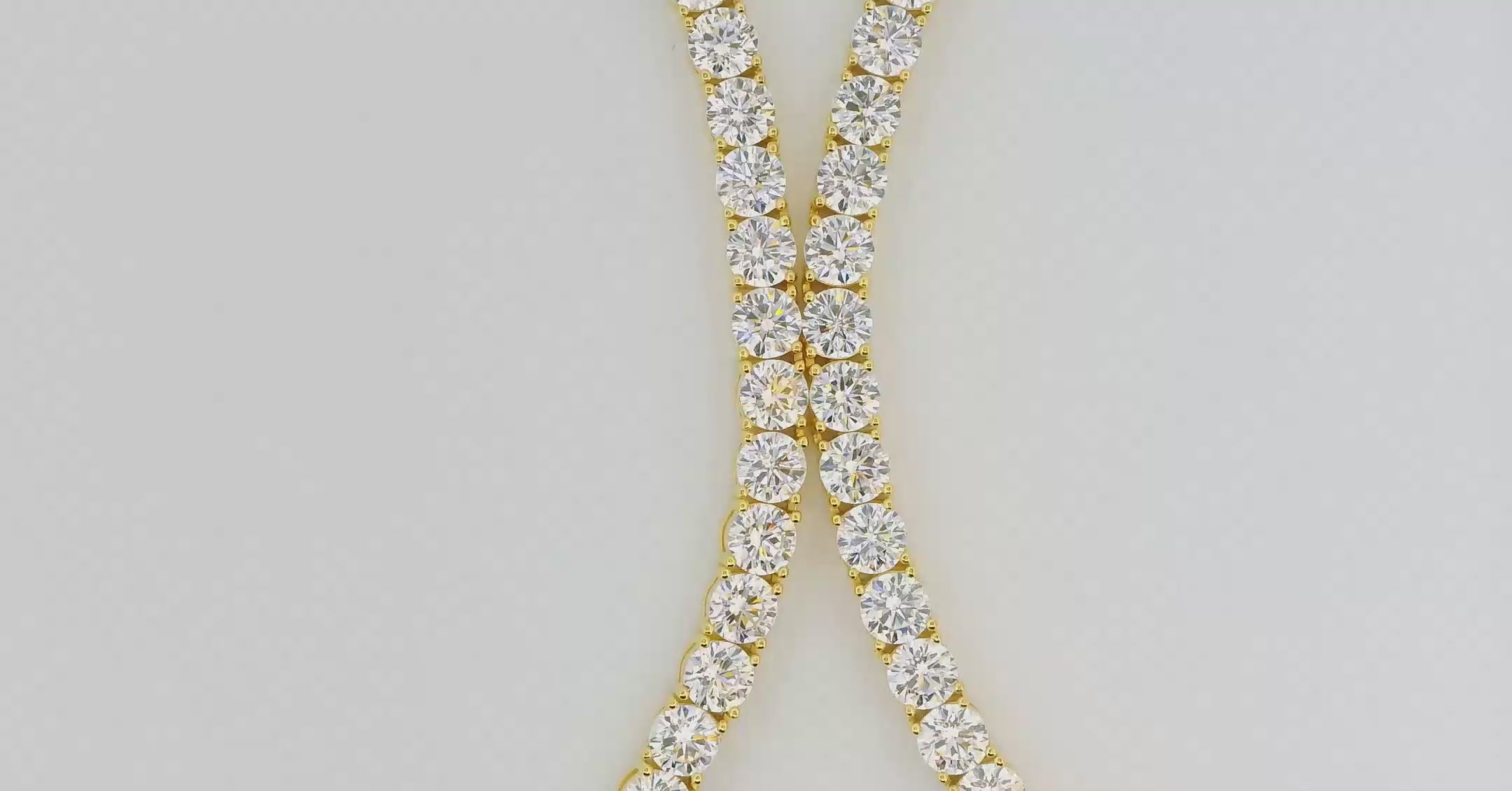Tennis Necklace in Gold