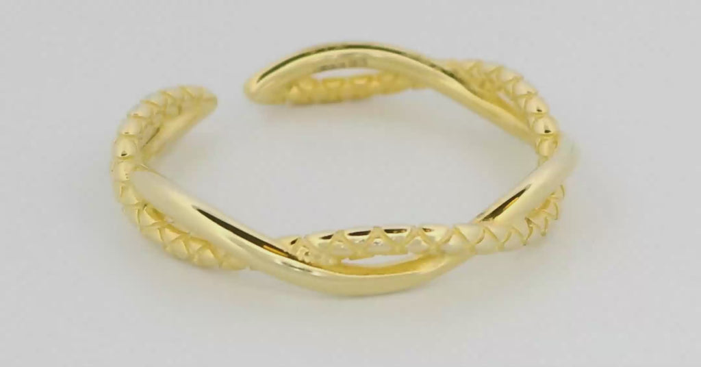 Twisted Cuff Ring in Gold