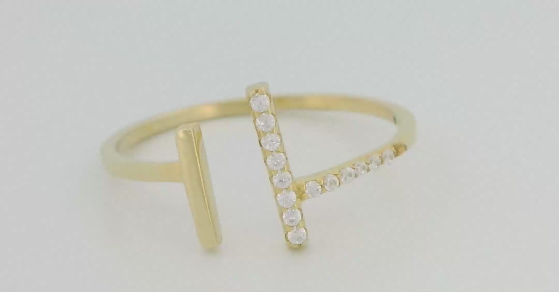 T Shaped Cuff Ring in Gold