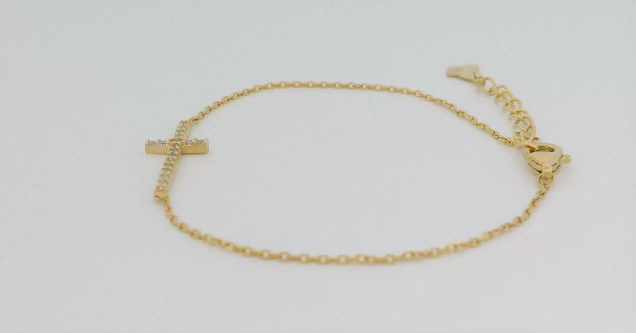 Cross Bracelet in Gold