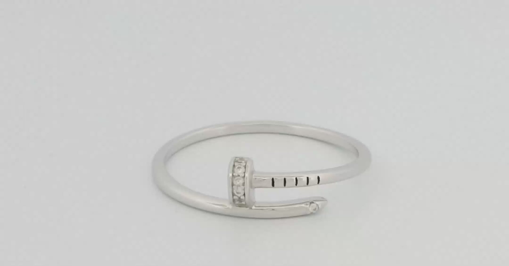 Nail Ring in Silver
