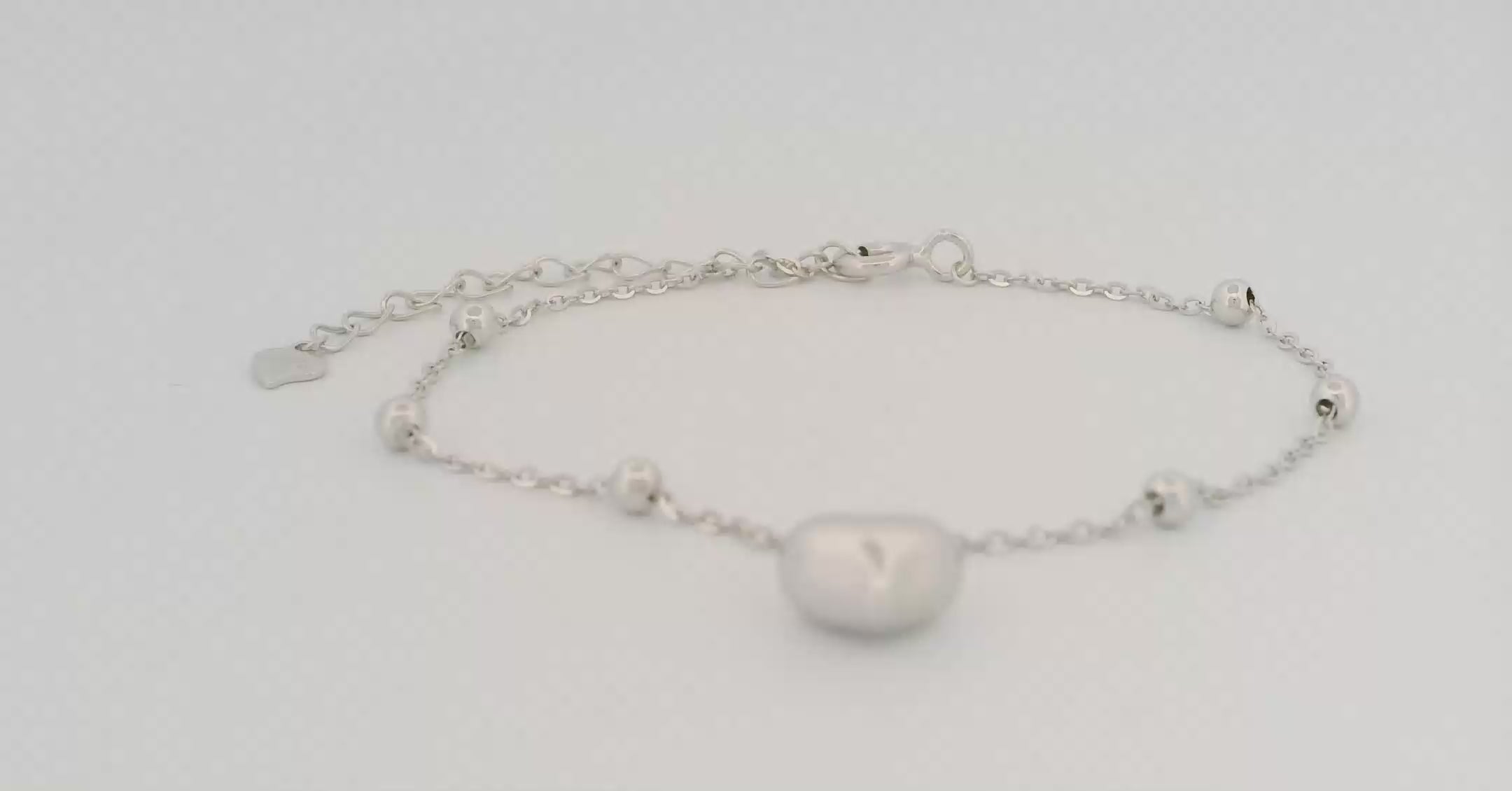 Full Heart Bracelet in Silver